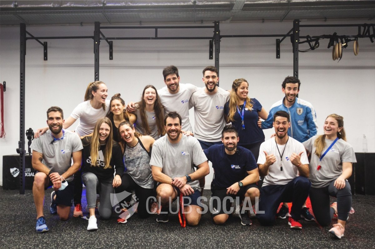 NacionalCSocial's tweet photo. En #NacionalClubSocial sumamos dos nuevas actividades fitness. Con una actividad especial, hicimos la presentación oficial. Una excusa perfecta para compartir. Luces, música y la mejor energía ambientaron la noche. #MásExperiencia #TuClub https://t.co/oVHMry3ZSw