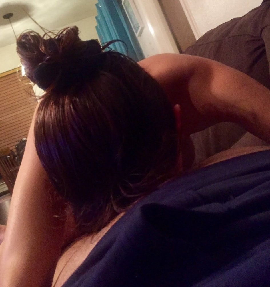 Joy4Manda's tweet photo. @ArielAdamsTX1 @MyWifeDates @AlwaysHungryHW You sexy slut!!! I've sucked that same cock hundreds of times :-) https://t.co/Mp1gYDXsCZ