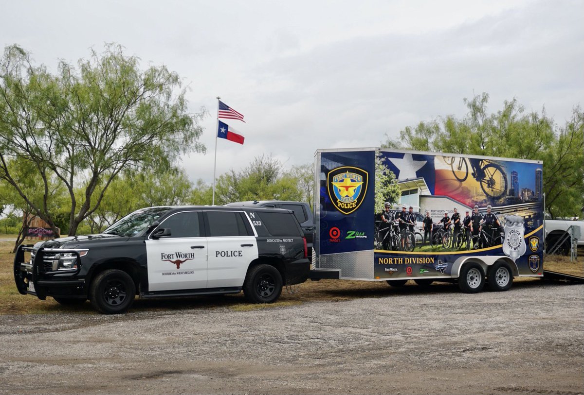 fwpdchiefnoakes's tweet photo. BIG thanks to @TeamBeard, the #FWBikeSupportGroup, all the sponsors & everyone who came out to this year’s #ShootForTheBlue Clay Shoot! Great event that supports our amazing @fortworthpd Bike Officers! @DefenderOutdoor was an incredible host as always! Thanks @TravisMears! https://t.co/MY4rFOL7yy
