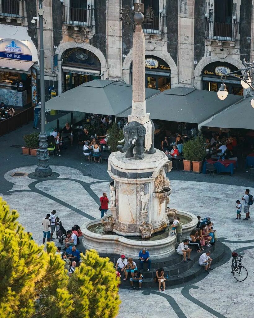 FOTO DEL GIORNO
FOTO DI  @salvolimpo
LUOGO  Piazza Duomo 
L O C A L  M A N A G E R -  @pietrocarus
S E L E Z I O N A T A  D A - @pietrocarus
T A G - #ig_catania #catania 
M A I L - igworldclub@gmail.com

S O C I A L - 
Facebook: Ig_catania &amp;  igsicilia crew 
Twitter : Ig_cat…