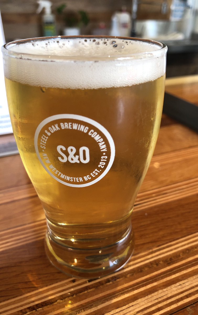craftbrewjester's tweet photo. Quick stop in to share a flight #steelandoak , itโs been way to long to just pass on by so we came we saw we flight and runโd , this is brewstop 55 of 2021 #brewQuest2021
#QuestToBreak64
#CraftNotCrap #craftbeer
#beerpics #beerlife #beerjunkie
#partnersinbeer
#yvr #newwest https://t.co/kEQalxlLVL
