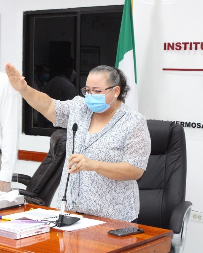 Rober_Agner's tweet photo. Felicito a la Consejera Electoral María Elvia Magaña Sandoval, por haber sido designada Presidenta Provisional del @IEPCTabasco por unanimidad del Consejo Estatal.
Le deseo éxitos en su encargo y reitero mi compromiso y apoyo en pro de nuestra labor institucional. https://t.co/jZQyKSV4tC