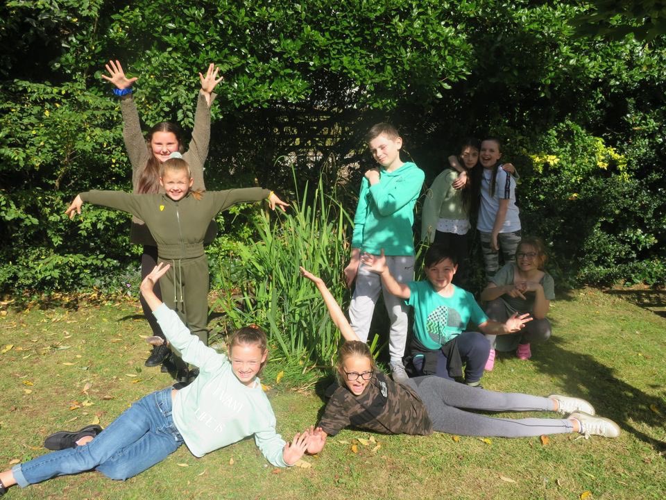 SacredHeartCAST's tweet photo. Thank you to everyone who donated today for @CAFOD Go Green Harvest day. The House Captains helped organise the food into parcels to sell after Mass on Sunday @CAFODPlymouth @Sarahhb65 #cafod #gogreen #harvest #makingadifference #funinthesun https://t.co/3nlVySBCzJ