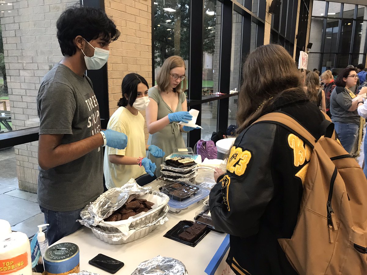 KO French tweet media