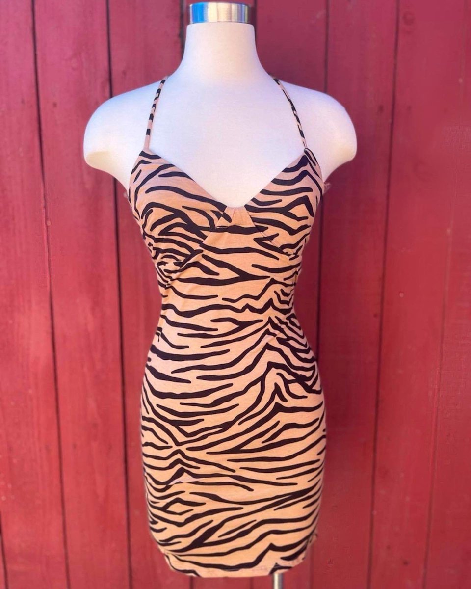 ShoppeSassy's tweet photo. Way 2 Sexy Dress🤎 Available Now Link in Our Bio! 
.
.
.
#style #dresses #sexydresss #ootdfashion #outfit #fyp #explorepage #oftd💕 #outfitoftheday #fashionstyle https://t.co/kRmf8IEFgD