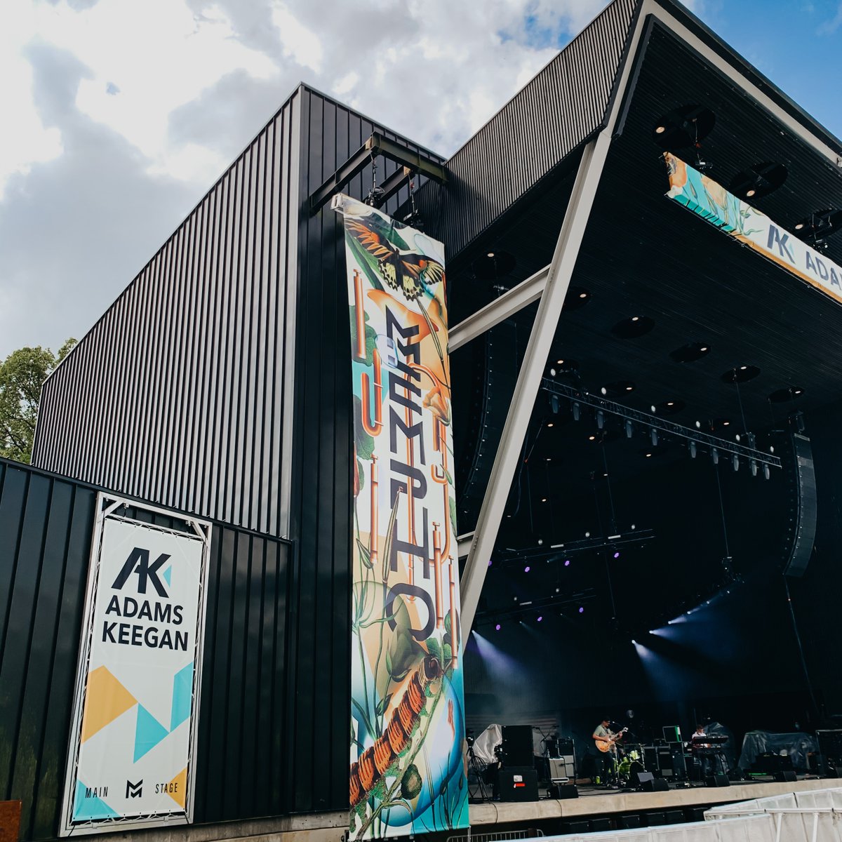 GATES ARE OPEN! Welcome back 🎶