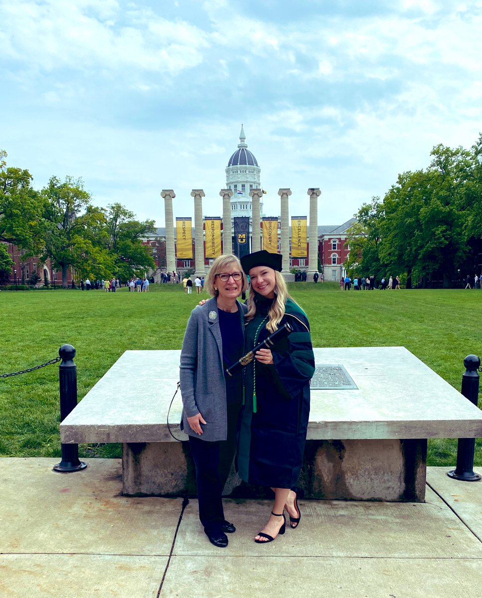 There’s nothing quite like being off at 3 pm on a Friday on my mom’s birthday 🎉