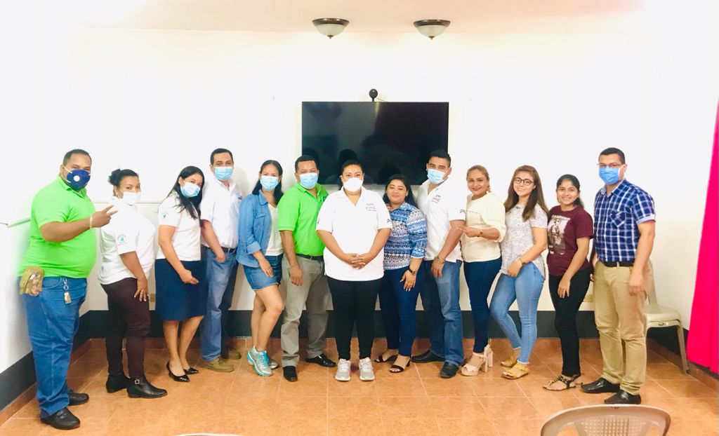 Jovenes de las distintas organización Afiliadas al FNT, se reúnen para el primer encuentro de la  conferencia de  comunicación sindical de la CSA.