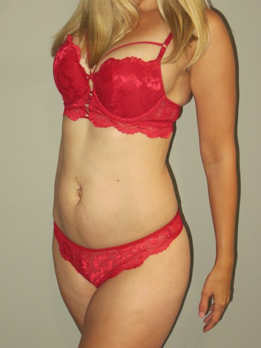 Red or Blue? https://t.co/dbYx73veCz https://t.co/Fn9F50GCxA<a href="/tag/stripchat"class="tags"><span>#stripchat</span></a><a href="/tag/stripchatlive"class="tags"><span>#stripchatlive</span></a>