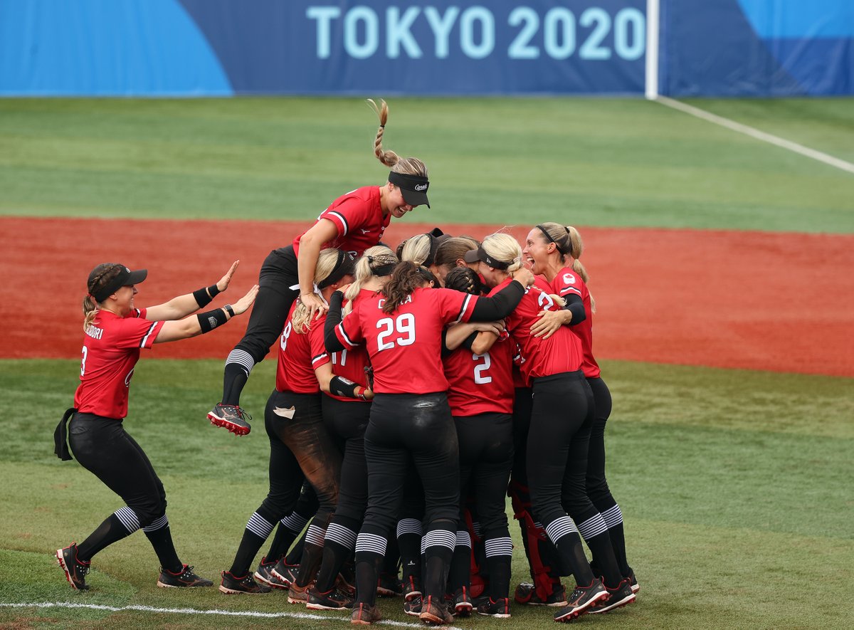 THIS Sunday you can relive the magic of <a href="/TeamCanada/">Team Canada</a> women's softball team taking on Mexico in the #Tokyo2020 bronze medal game

SPOILER ALERT: It went well for Canada🍁

WATCH here Sunday at 8:50am ET
gem.cbc.ca/live/173084013…