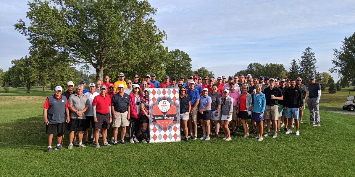 CentralCollege's tweet photo. Welcome to the Masters - the Dutch Masters! ⛳
What’s your take: Would alumni who played Gennis on campus have an edge in the tournament? 🤔 #CUIHomecoming https://t.co/dlDq0KYEeJ