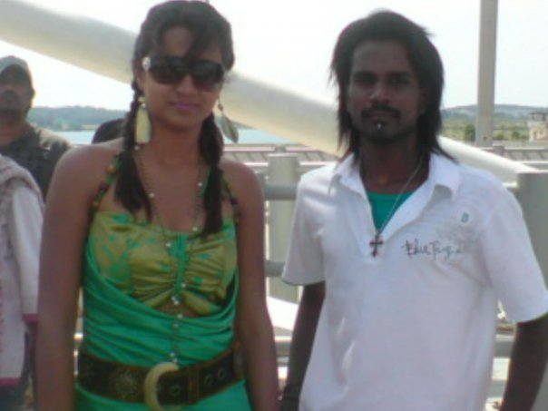 FAoD3kjVQAcX-sh?format=jpg&name=small