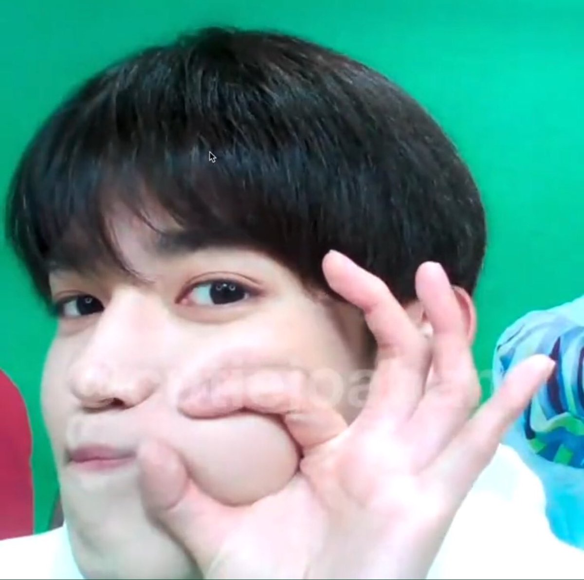 haesoonie's tweet photo. https://t.co/wfgWrN1S4q