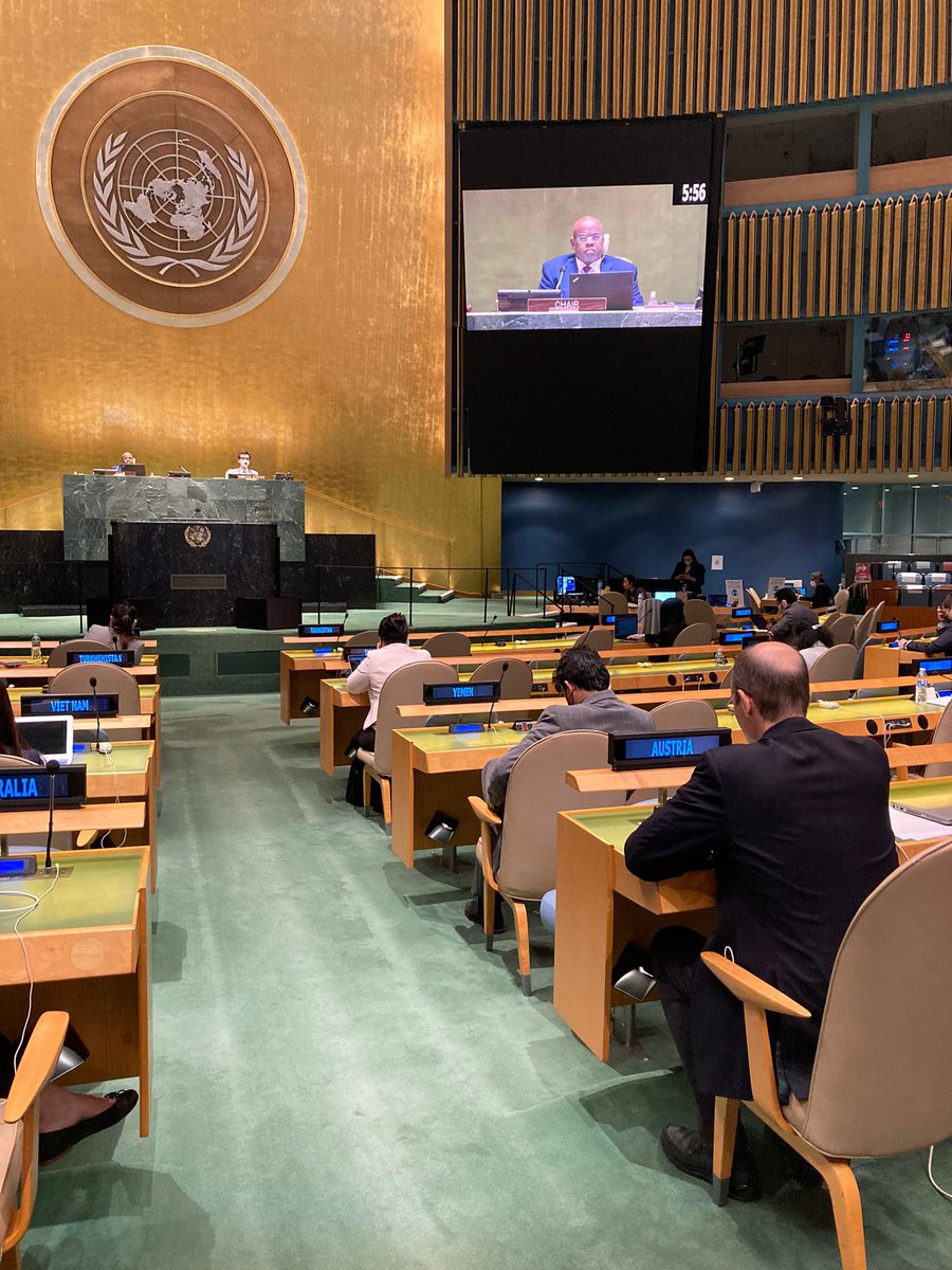 AustriaUN's tweet photo. #Austria 🇦🇹 stressed the importance of upholding #HumanRights in today’s 3rd Committee #76GA General debate.
Our focus:
🔹rights of minorities
🔹gender equality
🔹ending violence against women & girls
🔹safety of journalists
🔹working with & for youth https://t.co/rURBFHH9fV