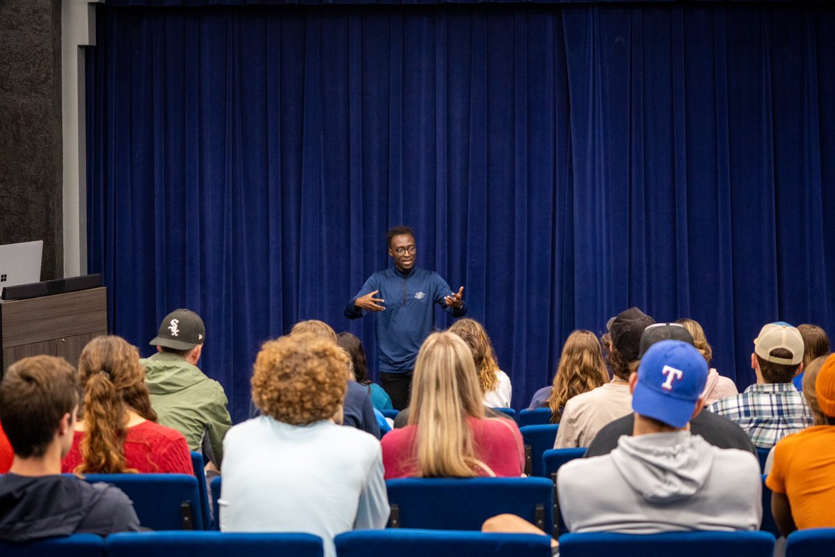 LCUedu's tweet photo. Friday Small Groups have remained on our campus this year! Back by popular demand, twenty-one groups meet throughout our campus every Friday.
Faculty and Staff lead our students through various Bible studies, discussions, and of course— host a space of community. https://t.co/XYdrdL5pbe