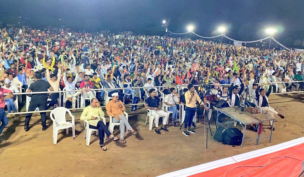 AamAadmiParty's tweet photo. रोक सको तो रोक लो! 

#GandhinagarWithAAP https://t.co/DqKv4bW3ew