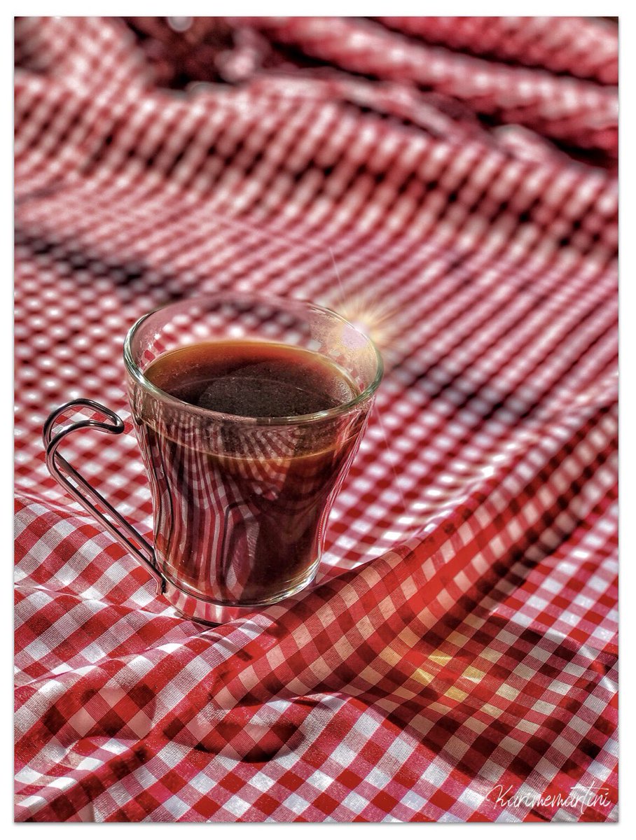 karimemartini's tweet photo. ☕️ Hoy celebro a toda la gente e historias detrás del #cafe
#DiaInternacionalDelCafe #internationalcoffeday #baristlife #cafeteros #cafemexicano #cafeitaliano #cafecolombiano #1Octubre https://t.co/HmGCUAb0tW