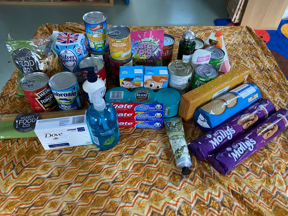 BogushMiss's tweet photo. EYFS have been learning about Harvest. We are busy collecting food and toiletries to donate to local food banks. @Centralprimary @MissKhatun2 https://t.co/MKXrpz3Zn6