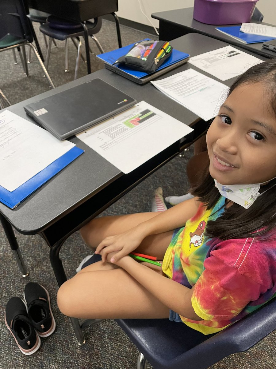 APlindsey2004's tweet photo. When I see teachers working with student to track their own data, I want to jump for joy! Hattie says it’s the highest effect size to show student progress and growth! I have great hope for our students! @KISD_PL @BlackshearKISD https://t.co/p40Zo5sqWF