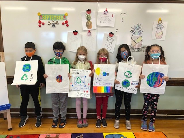 Isabel McGinley (@mcginleyisabel) on Twitter photo #WeeDay Shopping Bags! The first and second graders at DWS decorated and donated about 200 shopping bags for Weehawken Day! Thank you Ms. Trojan for spearheading this project! <a href="/WeehawkenTSD/">Weehawken Schools</a> <a href="/EricCrespoEDU/">Eric Crespo</a> <a href="/FAmato53/">Francesca Amato</a> #WeeDay Shopping Bags! The first and second graders at DWS decorated and donated about 200 shopping bags for Weehawken Day! Thank you Ms. Trojan for spearheading this project! <a href="/WeehawkenTSD/">Weehawken Schools</a> <a href="/EricCrespoEDU/">Eric Crespo</a> <a href="/FAmato53/">Francesca Amato</a>