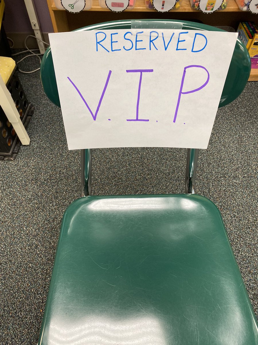 BellMichelleT's tweet photo. This morning, the @smiles278 class invited me to the ๐ Hive to watch a readers theater that included an usher that offered snacks. โค๏ธStudents โperformedโ Water, Water, Everywhere and Out of the Rubble. #reservedseating #community #collaboration #inclusion #MYHEARTISFULL https://t.co/bWOakEjHJh
