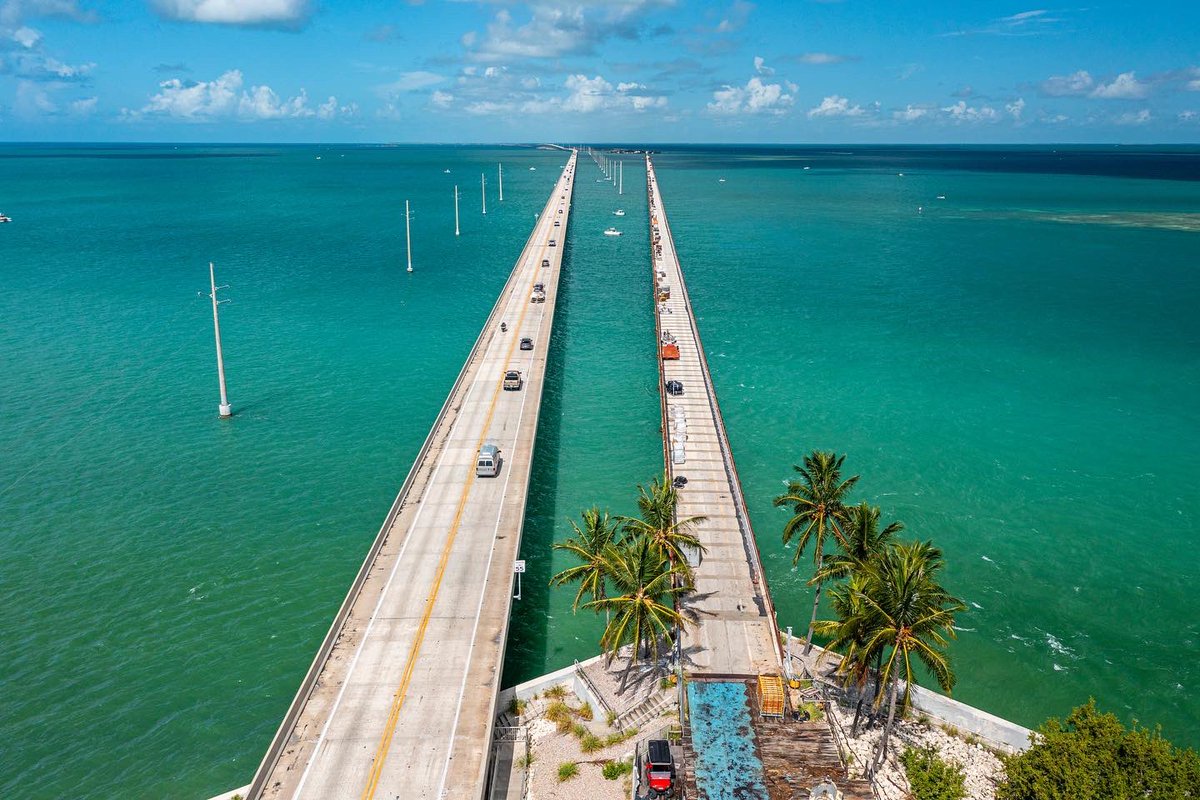 BccEngineering's tweet photo. Check out these incredible drone shots of the Old Seven Mile Bridge, part of our DW Structures Repair &amp; Rehab. Plans Prep. contract. BCC provided structural project management and design services for two cycles of this continuing services, Task Work Order (TWO) based contract. 🙌🏻 https://t.co/XXroN0PgPD