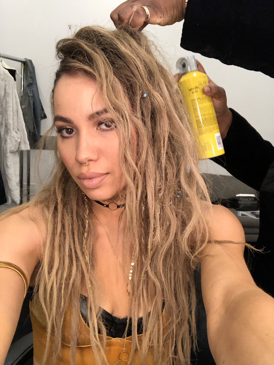 Happy birthday to Brie Larson and Jurnee Smollett, our Captain Marvel and Black Canary!