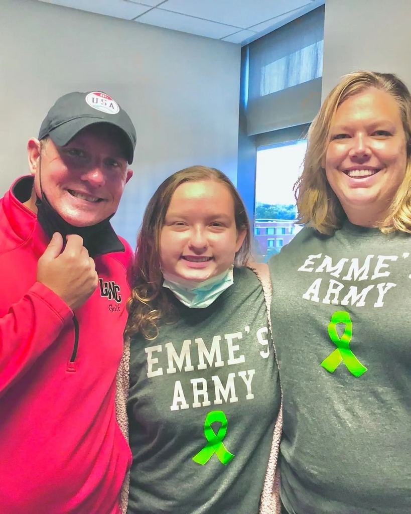 Emily Ward &amp; Coach Ward are both recovering well after Coach Ward donated one of his kidneys during a transplant surgery on Wed.  The surgery was a success! The Ward family would like to thank the LWC community as the outpouring of thoughts &amp; prayers has been remarkable.