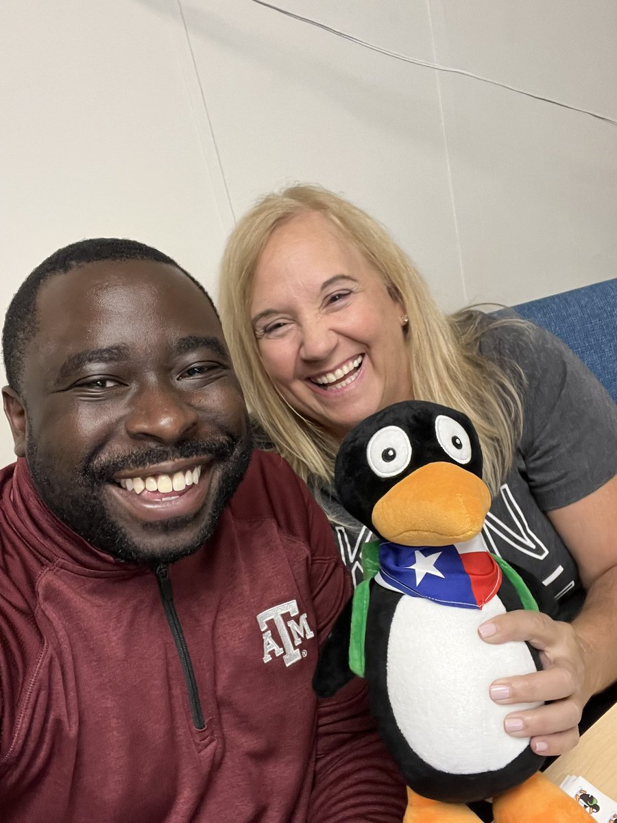 mistergee21's tweet image. Christy and I hanging out with @STMath Jiji #STMathTX #STMathB2S