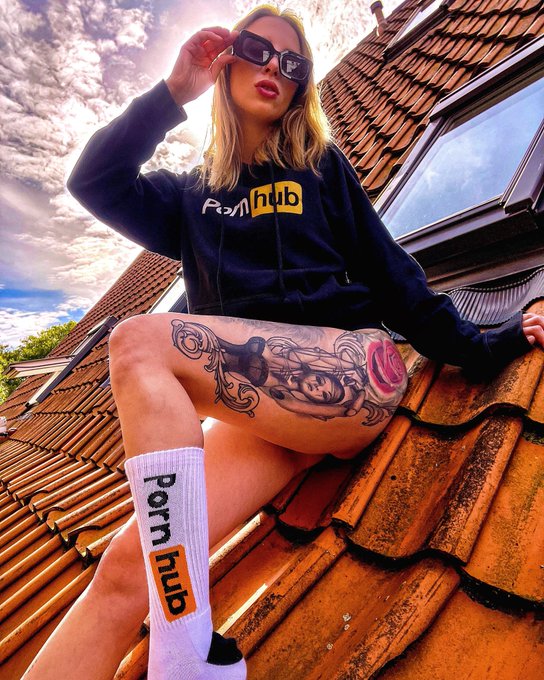 Karlsson vom Dach und unterm Dach 😂  #mydirtyhobby #pornhub #boobs #hannasecret   @mydirtyhobby https://t<a href="/tag/mydirtyhobby"class="tags">#mydirtyhobby</a><a href="/tag/boobs"class="tags"><span>#boobs</span></a><a href="/tag/pornhub"class="tags"><span>#pornhub</span></a><a href="/tag/hannasecret"class="tags"><span>#hannasecret</span></a>