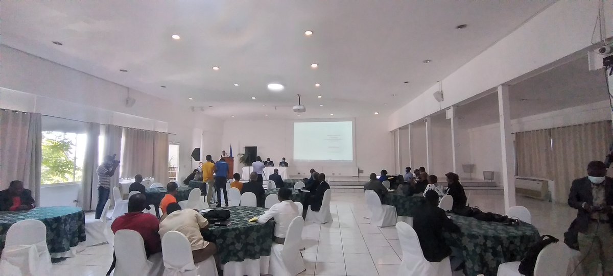 OnusidaHaiti's tweet photo. @OnusidaHaiti se réjouit de la participation des partenaires @UNHaiti et des programmes #UCMIT @MsppOfficiel & représentants de la société civile à la rencontre de mobilisation des ressources pour la réponse humanitaire #UCMIT post séisme du 14.08.21 dans le #GrandSud. https://t.co/20eONCkCmn