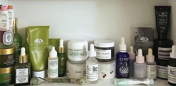 hauteblood's tweet image. self improvement tips:

• daily gratitude.
• good quality sleep. 
• eat a nourishing, balanced diet. 
• practice mindfulness. 
• go on daily hot girl walks. 
• journal your thoughts+emotions.
• hydrate, hydrate, hydrate!!!
• do positive affirmations daily.