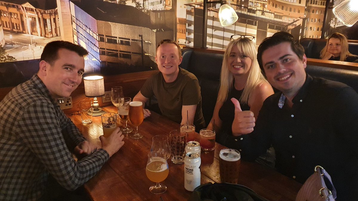 Rob Moore 🌈🌈🎮🏃🏻‍♂️👓 tweet media