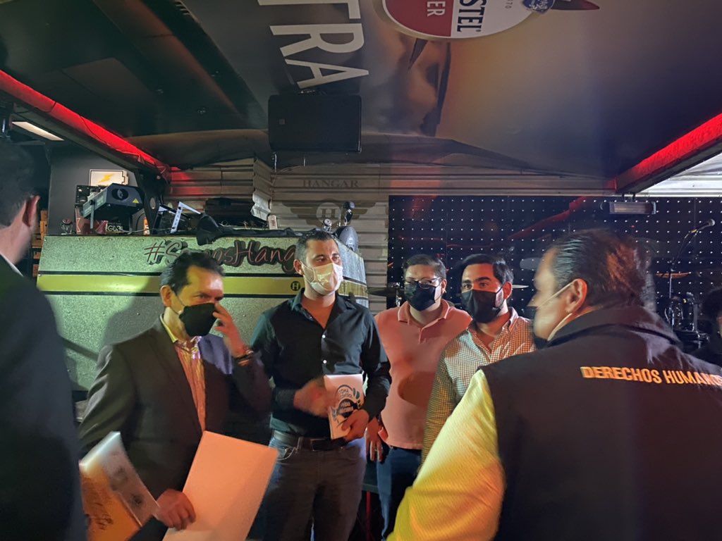CedhDurango's tweet photo. @MarcoGuereca Presidente de la #CEDHDurango y el Director de la @DMSPDGO Lic. @AntonioBrachoM arrancan programa de #ConductorDesignado en con junto con @JMOJICAV Titular de @CEC_DGO así como @GiovanniRosso @ejovenes @cedupmx @CaniracDgo https://t.co/baU9AoifrJ