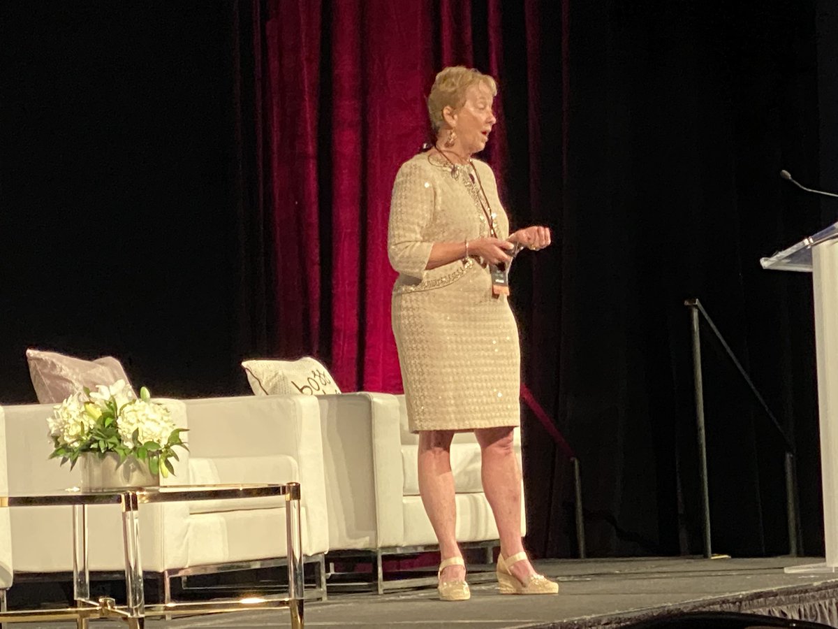 “I didn’t aspire to be a CEO. 

I aspired to be a high school biology teacher. I worked as a waitress. 

But I met a woman histologist who interviewed me for med school who believed in me.

We need to sponsor more underrepresented women in medicine.”

- Dr. Julie Frieschlag #BE21