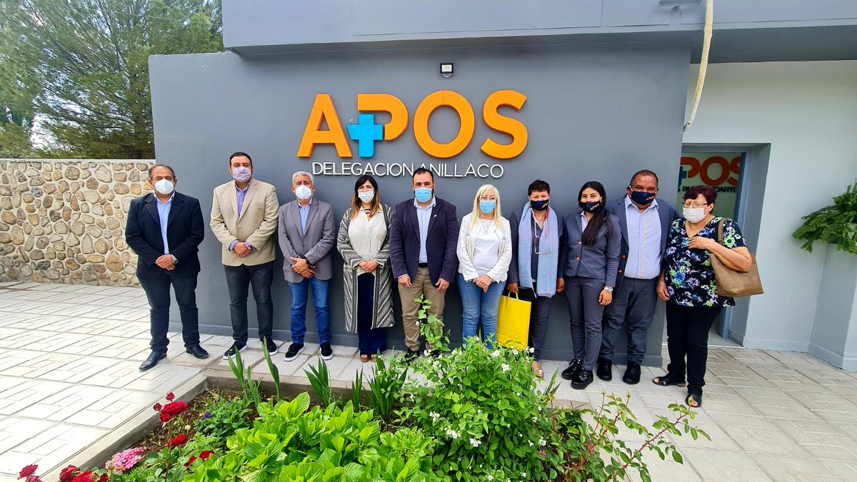 APOSLR's tweet photo. En presencia de autoridades provinciales y departamentales se llevó a cabo la re inauguración de la delegación de #APOS en la localidad de #Anillaco, tras la remodelación y puesta en valor del antiguo edificio
LINK NOTA COMPLETA
👇👇👇
https://t.co/kSZbfV6FoG https://t.co/HLvHTBN5SX