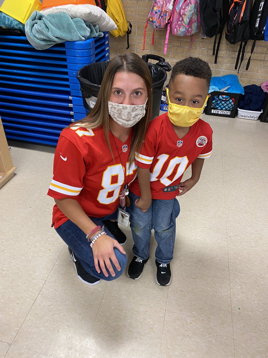 Falisha Jones tweet media