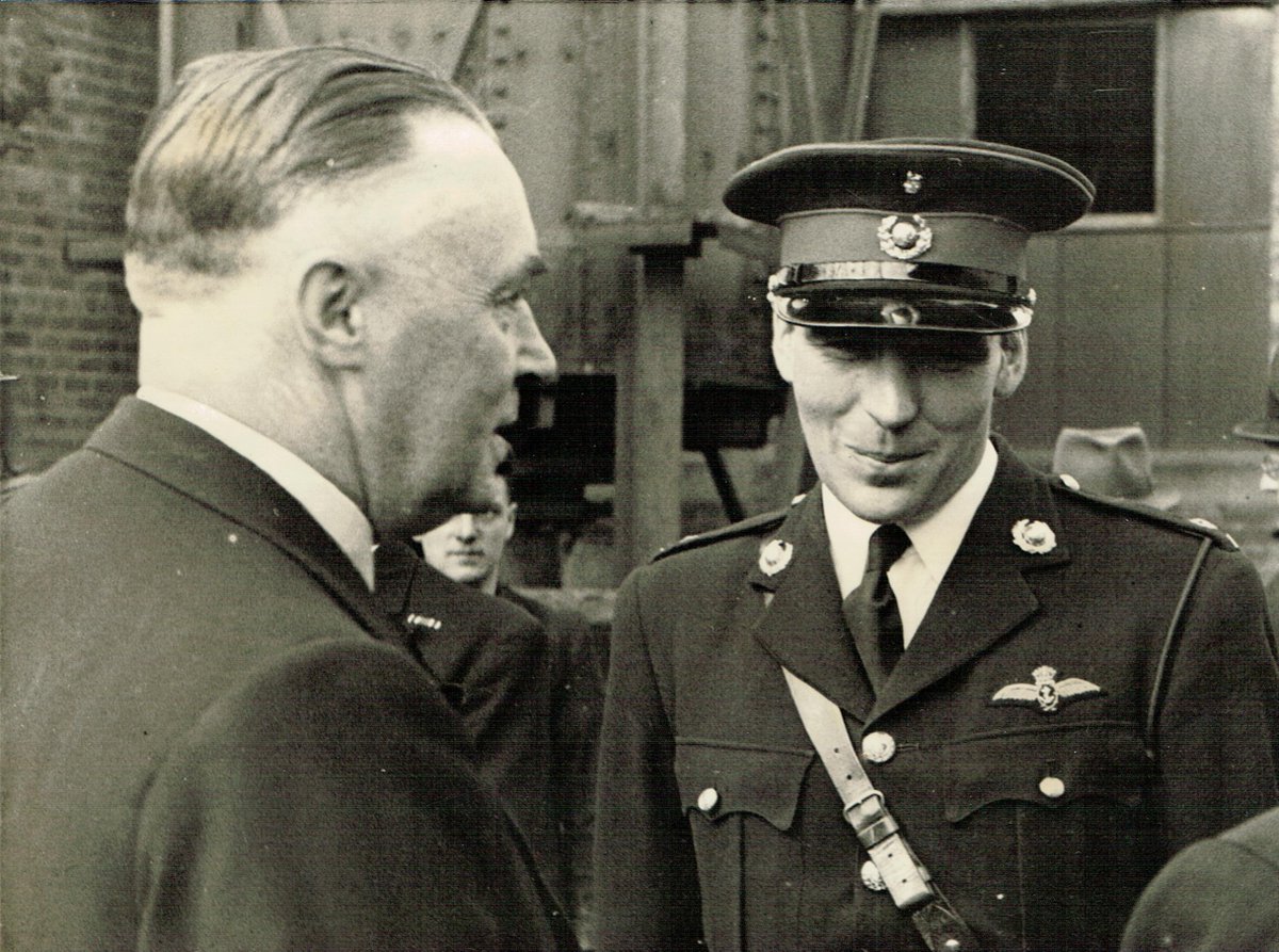 We were so lucky that Di Anderson (Garnet Wilson's granddaughter) was with us for our Memories Night. Garnet Wilson was Dundee's Lord Provost from 1940-46. He was invited to go to Orléans in 1946 when Orléans became Dundee's Twin City.