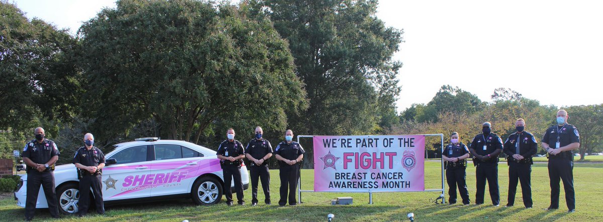 CCSOVA's tweet photo. For the month of October, the Pink Sheriff vehicle, along with a sign, will be displayed in front of the main courthouse and all will be illuminated at night in pink. Deputies will wear pink badges, plus a Purple Ribbon in the fight against Breast Cancer and Domestic Violence. https://t.co/VME0vLeTjz