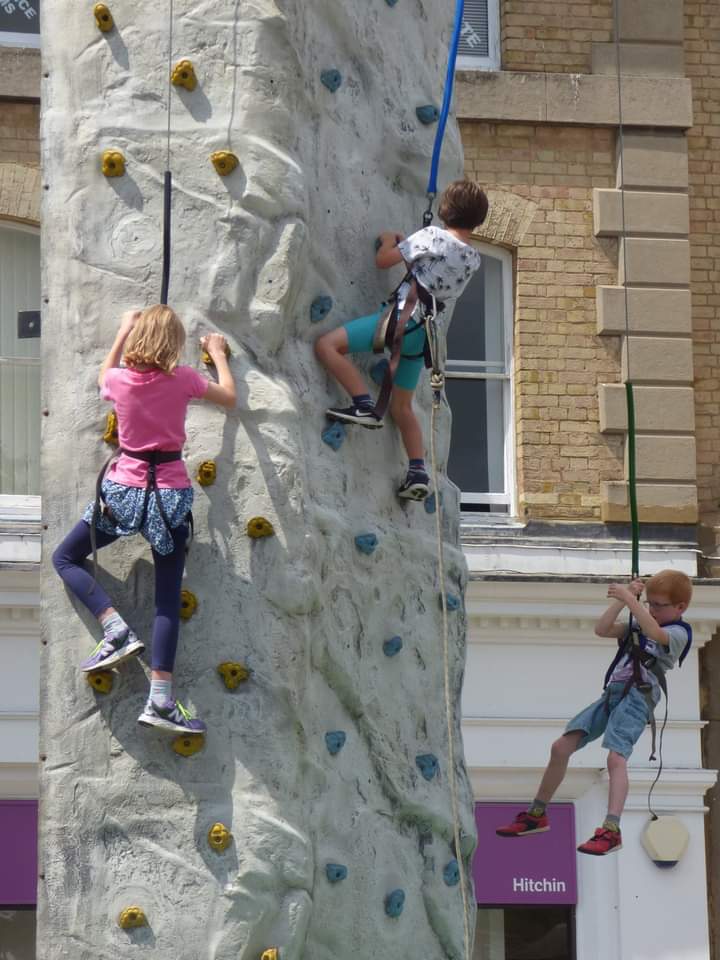 Hitchin Scouts tweet media