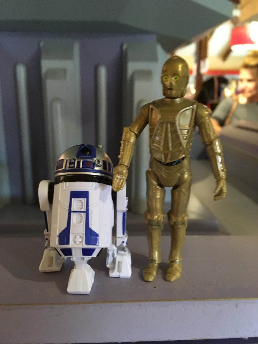 KevinLengefeld's tweet photo. @DisneyCruise I would bring these two besties #YearOfWishes #Sweepstakes and make it my own @starwars day at sea! https://t.co/oEf9OEkZ3I