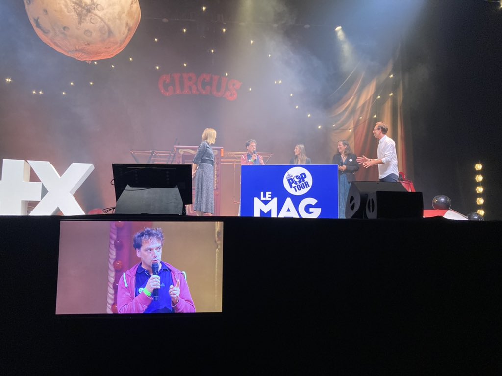 GEAI Alexandre (@alexandregeai) on Twitter photo « Décrochez la lune, c’est aider les sans abris à obtenir 1 toit, à remonter la pente. Apporter de la dignité, du lien social, 1 toit ». Témoignage de <a href="/CastinDenis/">DenisCastin</a> fondateur de l’asso <a href="/toitamoi/">Toit à Moi</a> lors du #BanquePopTour Nantes : 40 sans abris actuellement avec 1 toit👏<a href="/bpgrandouest/">Banque Populaire Grand Ouest</a> « Décrochez la lune, c’est aider les sans abris à obtenir 1 toit, à remonter la pente. Apporter de la dignité, du lien social, 1 toit ». Témoignage de <a href="/CastinDenis/">DenisCastin</a> fondateur de l’asso <a href="/toitamoi/">Toit à Moi</a> lors du #BanquePopTour Nantes : 40 sans abris actuellement avec 1 toit👏<a href="/bpgrandouest/">Banque Populaire Grand Ouest</a>