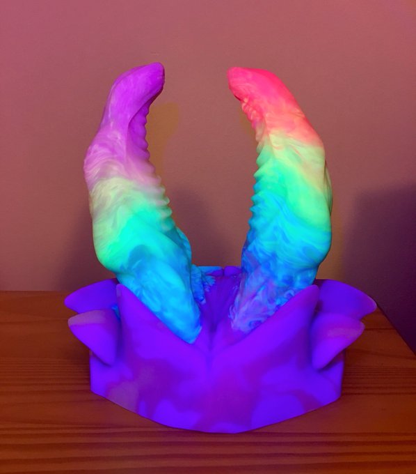 Aurora Bruce made it just in time for my birthday, I&rsquo;m so excited! 🥳🌈🦈 Think I&rsquo;ll leave him on my night