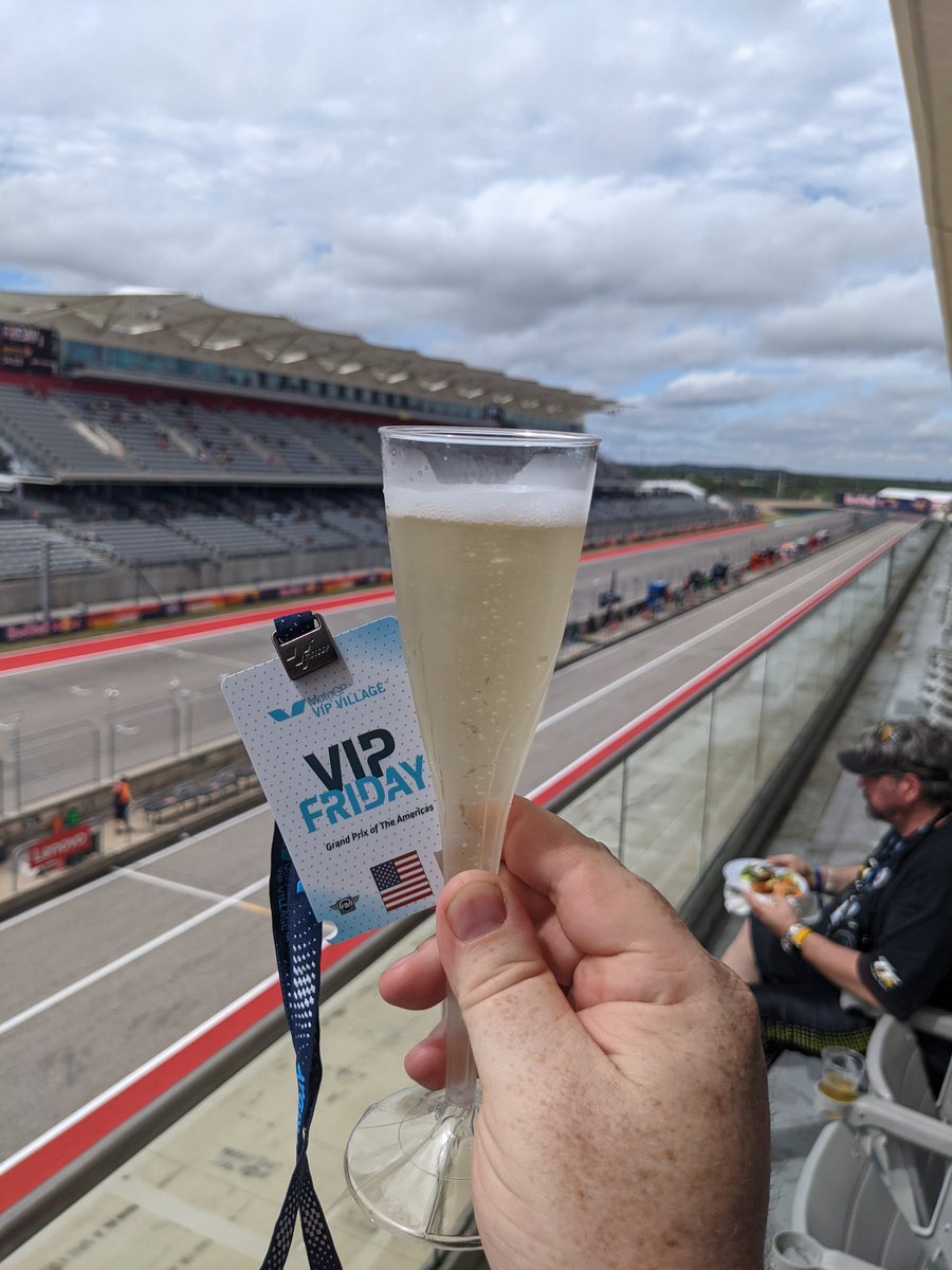VMsanity's tweet image. #AmericasGP day 1. Already having a blast and still 2 more day!!! #MotoGP #COTA