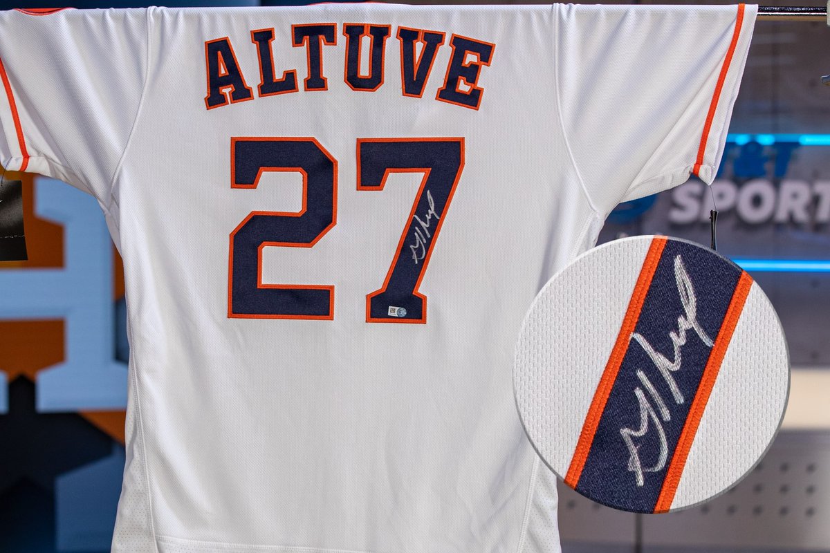 SpaceCityHN's tweet photo. As a way to say 𝙏𝙃𝘼𝙉𝙆 𝙔𝙊𝙐 𝘼𝙎𝙏𝙍𝙊𝙎 𝙁𝘼𝙉𝙎 for tuning in all season long, we're giving away this Jose Altuve autographed jersey!

𝐄𝐍𝐓𝐄𝐑 𝐓𝐎 𝐖𝐈𝐍
1️⃣ Follow @ATTSportsNetSW on Twitter and Instagram
2️⃣ Quote Tweet this post with #ASTROS27JERSEY https://t.co/fANUVMI3ii