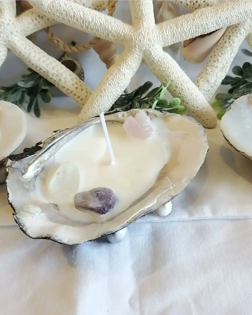 Megspotions's tweet photo. Shell  Candle with Amethyst, Clear Quartz and Rose Quartz. $8
https://t.co/MmDbPhlEKz 
#megspotions #soycandles #crystals #seashell #rosequartz #amathyst #clearquartz #watersign #waterelement #seawitch #handmade #selflove #oysters #shellcandle #candlelover #candlemagick   #etsy https://t.co/5QXSMHLSAB
