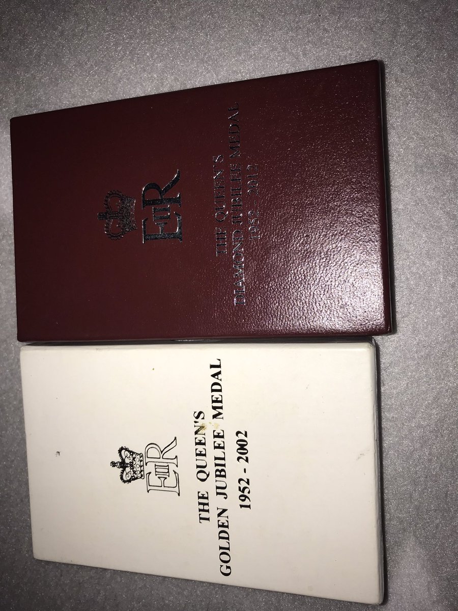 wmpfcaplo's tweet image. Anyone know if these were distributed to all officers or what the criteria was? Although serving at time of both, I don’t have either but husband does. Golden &amp;amp; Silver Jubilee medals.  #fridaynighttopic #memoryfail