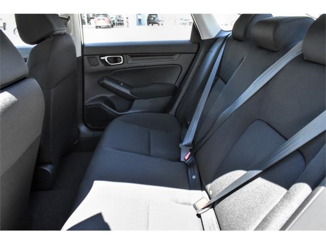 KellyG_Honda's tweet photo. The all new 2022 #Honda #Civic LX cruises to a high spot🏔in the car rankings because of the strength💪🏼of its sleek interior, welcoming seating, and lively performance🤩! Stop by today to give it a test drive🔥!
Visit us today➡️: https://t.co/CZZowFDYuc
#kellygrimsley https://t.co/uVdm7I0E7J