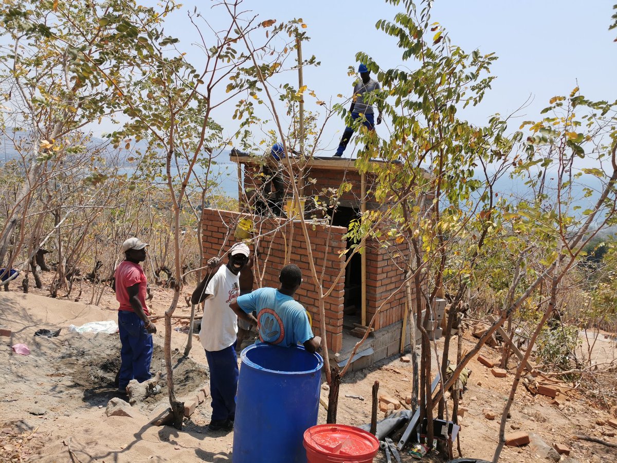 adven_withcolby's tweet photo. Progress of Construction of four campsites facilities (Picnic Benches & Tables, BBQ, Double pit latrine and Bathrooms) in Northern Lake Shore Trail @UsisyaT.
#Tcharo #Mlowe #Chombe #Chitimba #rumphi #GIZ-MIERA #adventureswithcolby https://t.co/hIJPLklGw9