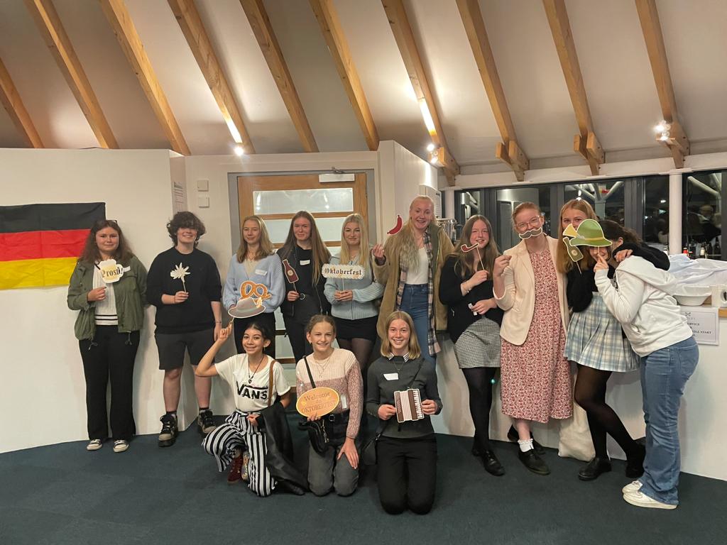 Friday nights are for German pub quizzes! 🇩🇪 #DGSMFL